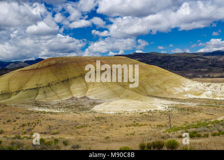 The Painted Hills of Oregon show colors created by different layers of soil deposited over eons.  John Day Fossil Beds, Mitchell, Oregon Stock Photo