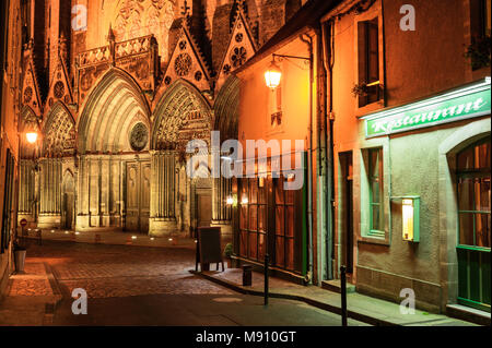 Cathédrale Notre-Dame de Bayeux Calvados Normandy France at twilight Stock Photo