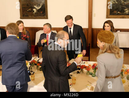 The Hague, Netherlands. 21st Mar, 2018. King Willem-Alexander and Queen Máxima of The Netherlands, King Abdullah II bin Al Hussein and Queen Rania Al Abdullah of Jordan and Prime-minster Mark Rutte at the Binnenhof in The Hague, on March 21, 2018, during the official lunch in de Rolzaal Credit: Albert Nieboer/Netherlands OUT/Point De Vue Out · NO WIRE SERVICE · Credit: Albert Nieboer/RoyalPress/dpa/Alamy Live News Stock Photo