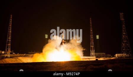 Baikonur, Kazakhstan. March 21, 2018. The Russian Soyuz MS-08 rocket lifts off carrying the International Space Station Expedition 55 crew from the Baikonur Cosmodrome March 21, 2018 in Baikonur, Kazakhstan. Russian cosmonaut Oleg Artemyev of Roscosmos and American astronauts Ricky Arnold and Drew Feustel of NASA will spend the next five months living and working aboard the International Space Station. Credit: Planetpix/Alamy Live News Stock Photo