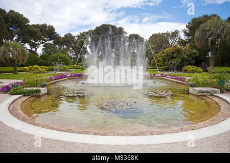 Marvellous garden with fountain at Villa Ephrussi de Rothschild, tuscan architecture at Cape Ferrat, South France, Var, Cote d'Azur, France, Europe Stock Photo