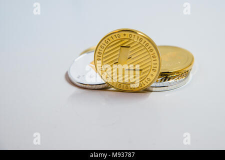cryptocurrency currency crypto ethereum blockchain pile contract stones coin golden smart gold coins alamy