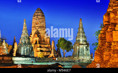 Wat Chaiwatthanaram, a Buddhist temple in the city of Ayutthaya Historical Park, Thailand Stock Photo