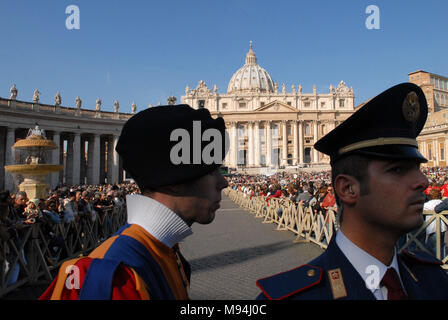 Vatican City. Suisse guard, St.Peter's Square. Vatican. Stock Photo