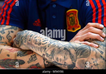 Pin de AR A SH em Sergio Ramos | Tatuagem na nuca, Tatuagem na nuca  masculino, Tatuagens no peito para homens