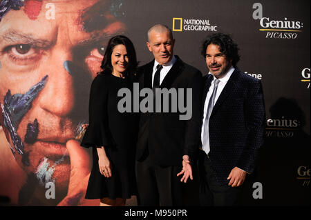 Malaga, Malaga, Spain. 22nd Mar, 2018. Spanish actor and director Antonio Banderas pose with director Ken Biller and CEO of National Geographic Global Networks Courteney Monroe during a photocall before the world promotional premiere at the Cervantes theatre.The city of Malaga welcomes the premiere of the second season of National Geographic's anthology series ''˜Genius', about Spanish artist Pablo Picasso life and works interpreted by the actor Antonio Banderas. On the long awaited promotional premiere participated the actor Antonio Banderas, director Ken Biller and all main cast members Stock Photo