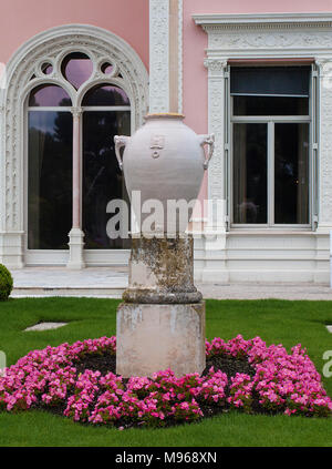 Ceramic vase at Villa Ephrussi de Rothschild, tuscan architecture at Cape Ferrat, South France, Var, Cote Azur, France, Europe Stock Photo