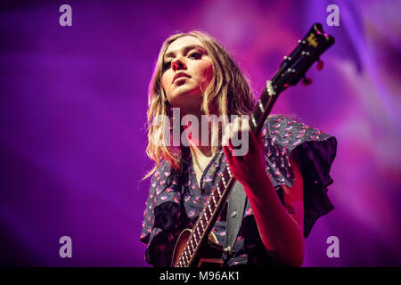 Norway, Oslo - March 13, 2018. The Swedish indie folk duo First Aid Kit performs a live concert at Oslo Spektrum in Oslo. Here bass player Johanna Söderberg is seen live on stage. (Photo credit: Gonzales Photo - Terje Dokken). Stock Photo