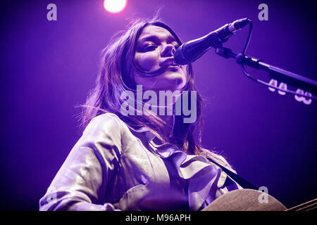 Norway, Oslo - March 13, 2018. The Swedish indie folk duo First Aid Kit performs a live concert at Oslo Spektrum in Oslo. The here singer and guitarist Klara Söderberg is seen live on stage. (Photo credit: Gonzales Photo - Terje Dokken). Stock Photo