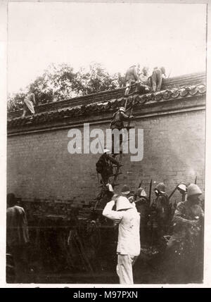 Boxer Rebellion - 1900 International troops bringing back from the Pei ...