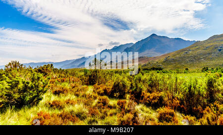 View from the southern end of Franschhoek Pass, beside the Theewaterkloofdam, looking toward the Wemmershoek and Franschhoek Mountain range Stock Photo