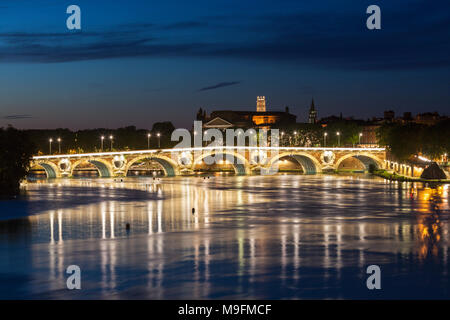 Pont-Neuf and Basilica of St. Sernin in Toulouse. Toulouse, Occitanie, France. Stock Photo