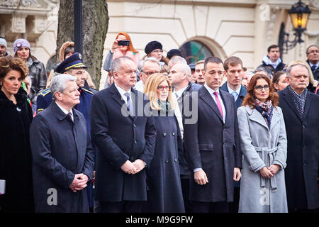 Bratislava, Slovakia. 25th March, 2018. Slovak president Andrej Kiska (right) and former German president Joachim Gauck (left) paying tribute in memory of first mass demonstration against communist regime in former Czechoslovakia (25th March, 1988). Credit: Vladimir Cuvala/Alamy Live News Stock Photo