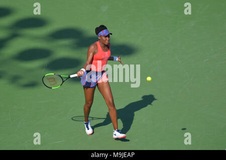Miami, FL, USA. 26th Mar, 2018. KEY BISCAYNE, FL - March, 26: Venus Williams in action here during the 2018 Miami Open on March 24, 2018, at the Tennis Center at Crandon Park in Key Biscayne, FL. Credit: Andrew Patron/ZUMA Wire/Alamy Live News Stock Photo