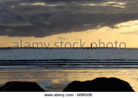 A beautiful scene as the day draws to a close at the coastal village of Rosses Point on the West Coast of Ireland. Credit: reallifephotos / Alamy Stock Photo