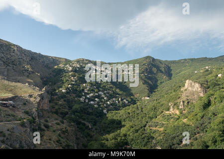 View of the traditional greek village Makrinitsa, called the balcony of Mount Pelion Stock Photo