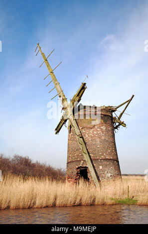 A detailed view of the ruined Brograve Drainage Mill on the Norfolk Broads at Horsey, Norfolk, England, United Kingdom, Europe. Stock Photo