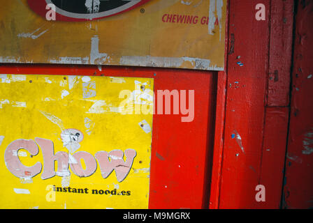 Chow Instant Noodle advert on red door, Suva, Fiji. Stock Photo