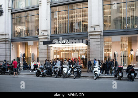 ROME, ITALY - MARCH 25, 2018:  Zara store in Via del Corso, full of people visiting and shopping on Palm Sunday. Zara is a Spanish fast fashion retail Stock Photo