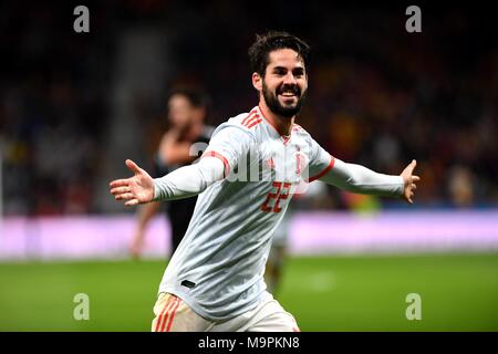 Madrid. 28th Mar, 2018. Spain's Isco Alarcon celebrates during a friendly soccer match between Spain and Argentina at Wanda Metropolitano Stadium in Madrid, Spain, on March, 27, 2018. Spain won 6-1. Credit: Guo Qiuda/Xinhua/Alamy Live News Stock Photo