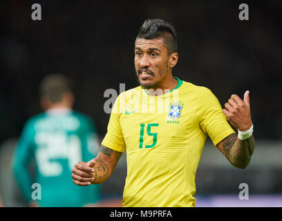 Berlin, Germany. 27th Mar, 2018. DFB-ESP Football Test, Berlin, March 27, 2018 PAULINHO, BRA 15  Gesticulates and giving instructions, action, single image, gesture, gesture, hand movement, pointing, interpret, mimik,  GERMANY - BRASIL 0-1 Soccer World Cup Russia Test match , Berlin, March 27, 2018,  Season 2017/2018  © Peter Schatz / Alamy Live News Stock Photo