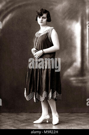 French card from 1920s of a woman in an erotic pose, Stock Photo, Picture  And Rights Managed Image. Pic. MEV-10426676 | agefotostock