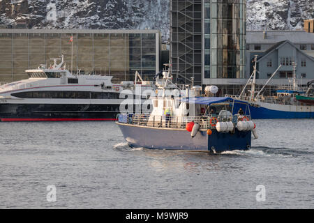 Svinoya Rorbuer Cabins In The Lofoten Islands Of Norway Stock Photo - Alamy