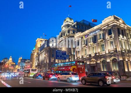 Shanghai, Shanghai, China. 28th Mar, 2018. Shanghai, CHINA-28th March 2018: Scenery of the Bund in Shanghai. Credit: SIPA Asia/ZUMA Wire/Alamy Live News Stock Photo