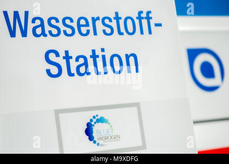 27 March 2018, Germany, Wolfsburg: A sign with the text 'Hydrogen Station' pictured in the first hydrogen charging station in Lower Saxony. The Lower Saxon Transport Minister Althusmann (CDU) inaugurated the gas pump in the afternoon. The gas station is one of 50 stations to be built across Germany with support from the Federal Ministry of Transportation and Digital Infrastructure Photo: Hauke-Christian Dittrich/dpa Stock Photo