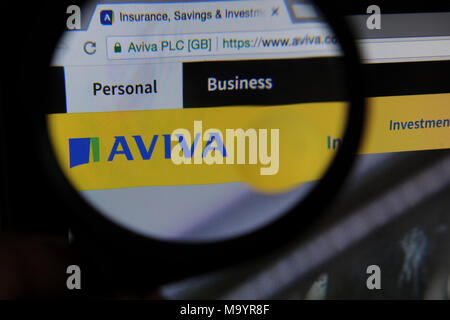 Aviva insurance company on a computer screen Stock Photo