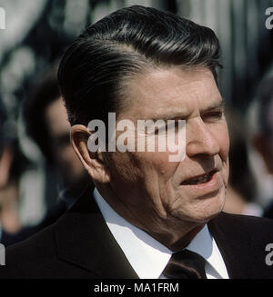 Ronald Reagan and Bettino Craxi Stock Photo - Alamy