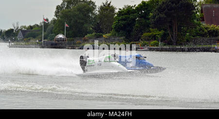 Power boat racing on Oulton Broad, Suffolk Stock Photo