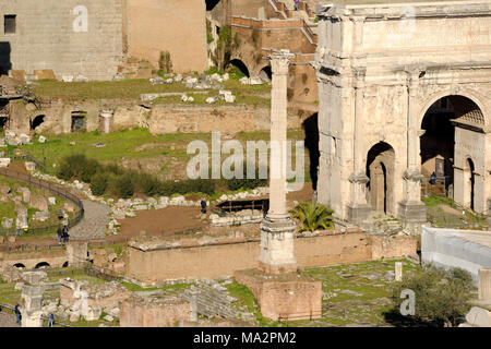 Italy, Rome, Roman Forum, column of Phocas, Rostra and arch of Septimius Severus Stock Photo