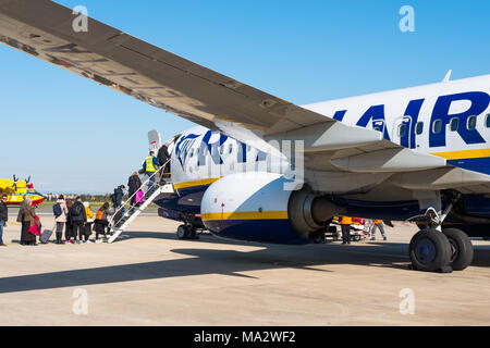 Passengers boarding a Ryanair flight from Rome to London. Stock Photo