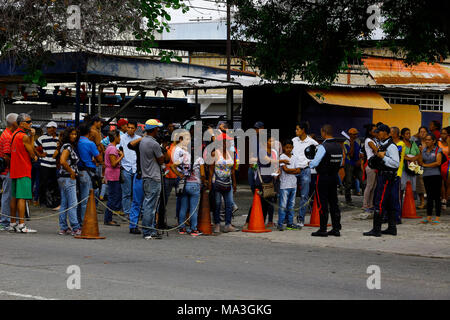 Valencia, Carabobo, Venezuela. 29th Mar, 2018. MARCH 29, 2018. Relatives of the prisoners remain in the commandÃŠ of police of Carabobo awaiting information, after a subsequent fire was generated, even if it left the balance of 68 dead prisoners, in the city of Valencia, Carabobo state. Photo: Juan Carlos Hernandez Credit: Juan Carlos Hernandez/ZUMA Wire/Alamy Live News Stock Photo