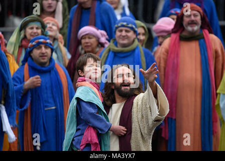 For Easter Good Friday the cast of Wintershall CIO portrayed the ‘Passion’ and the resurrection of Jesus Christ using Trafalgar Square as a stage. Christ is played by James Burke-Dunsmore, taking the crowd through the story from the ‘miracles’, last supper and penultimately the crucifixion, before rising again Stock Photo