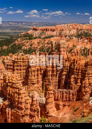 USA, Utah, Garfield County, Bryce Canyon National Park, Amphitheater, View from Rim Trail between Inspiration and Sunset Point Stock Photo