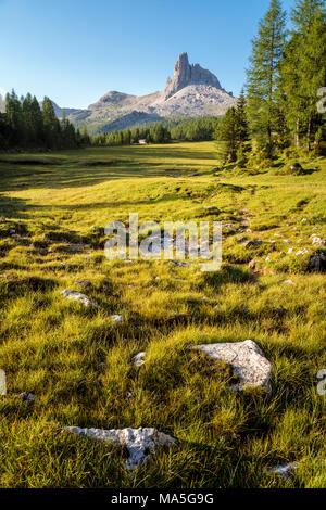 The mount Becco di Mezzodì as seen from Palmieri hut near Federa lake, Cortina d Ampezzo, Belluno, Dolomites, Veneto, Italy Stock Photo