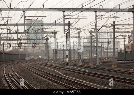 train station vaartse rijn in dutch town of utrecht Stock Photo - Alamy