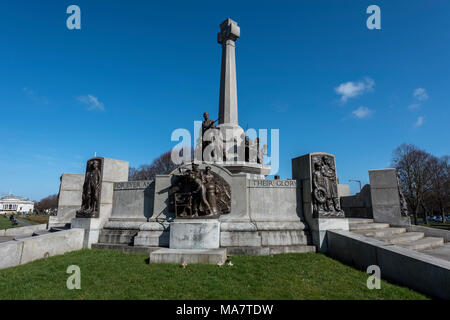 historic war memorial port sunlight wirral merseyside north west england uk Stock Photo