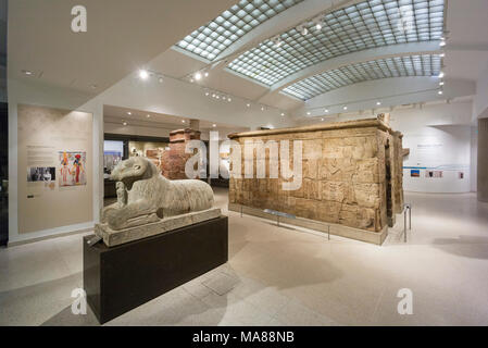 Oxford. England. Ashmolean Museum, Egyptian Galleries the shrine of ...