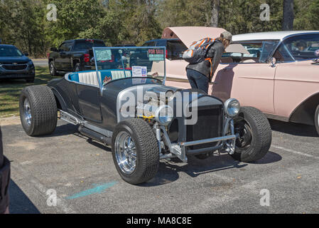 Car Show in Ft. White, Florida.  Ford 1932 Custom bucket convertible.. Stock Photo