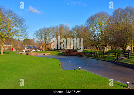 Navigable section of River Salwarpe in Vines Park, Droitwich Spa Stock Photo