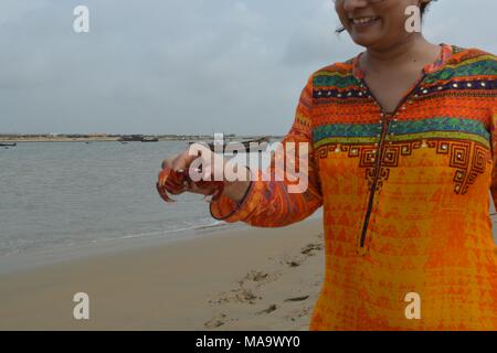 Mandarmani , West Bengal, India. 30th March 2018. Red Crab at Mandarmani. Primarily at confluence of Jalda river at Bay of Bengal known as Mohana.s Credit: Rupa Ghosh/Alamy Live News. Stock Photo