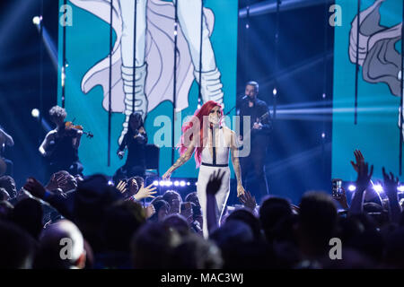 Vancouver, CANADA. 26th March, 2018. Lights performs at the 2018 Juno Awards in Vancouver. Credit: Bobby Singh/fohphoto Stock Photo