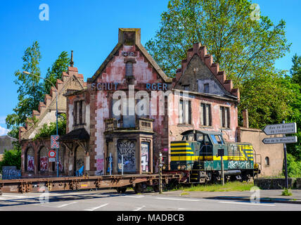 Derelict Brasserie Au Petit Rhin, ruined house, fire damage, burned out roof framework, train diesel locomotive, Strasbourg, Alsace, France, Europe, Stock Photo