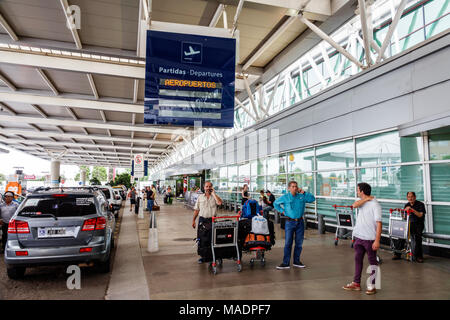 Airport Departures Drop Off Gate Door 2 International Stock Photo - Alamy