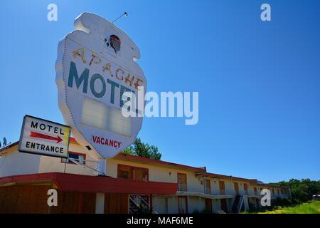 TUCUMCARI, NEW MEXICO - JULY 21: Apache Motel on Historic Route 66 on July 21, 2017 in Tucumcari, New Mexico. The Apache Motel has been serving travel Stock Photo