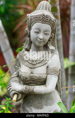 Statue of a beautiful woman in summer Stock Photo - Alamy