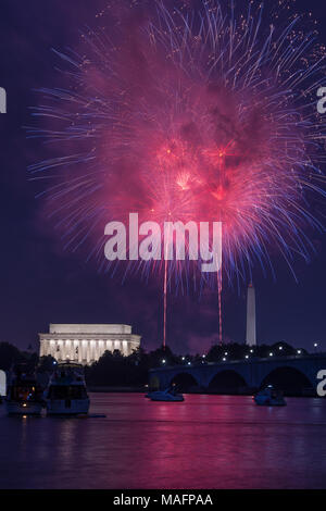 Washington DC fourth of July, July  4th Lincoln memorial Independence day fireworks Stock Photo